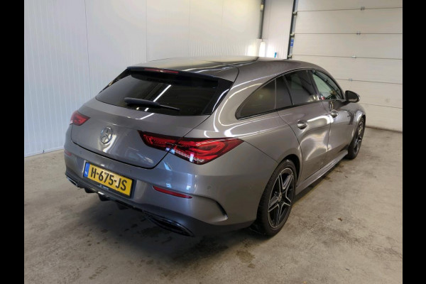 Mercedes-Benz CLA-Klasse Shooting Brake 200 Aut. DCT AMG Line Night Pakket Plus Pakket Ambiente Verlichting Leder Alcantara Trekhaak Full LED Navigatie PDC VA + Camera