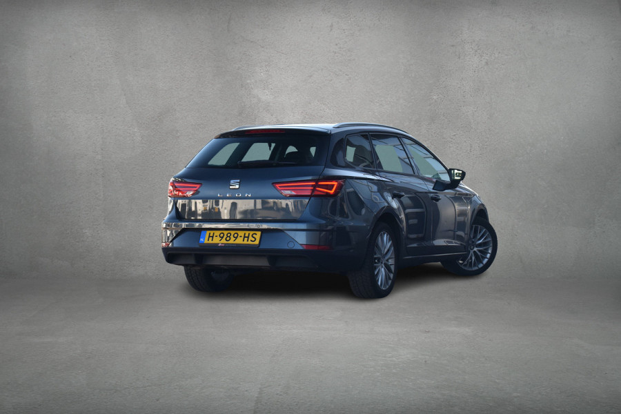 Seat León ST 1.5 TSI Style Ultimate Edition | Apple CarPlay | Leer/ Alcantara | Camera | Climate
