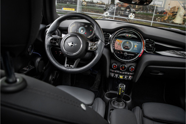 MINI Mini Electric MINI Yours 33 kWh - Driv. Assist Plus - Panodak - Leer Facelift - Adapt. Cruise -