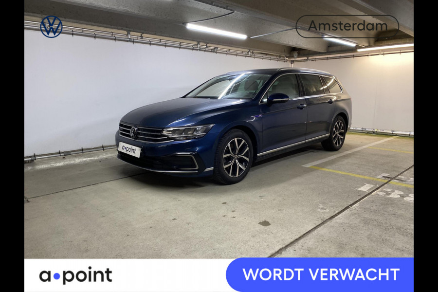 Volkswagen Passat Variant 1.4 TSI PHEV GTE Business 218 pk Automaat (DSG) | Navigatie | Parkeersensoren | Achteruitrijcamera | Stoelverwarming | Autom. airco (3 zones) |