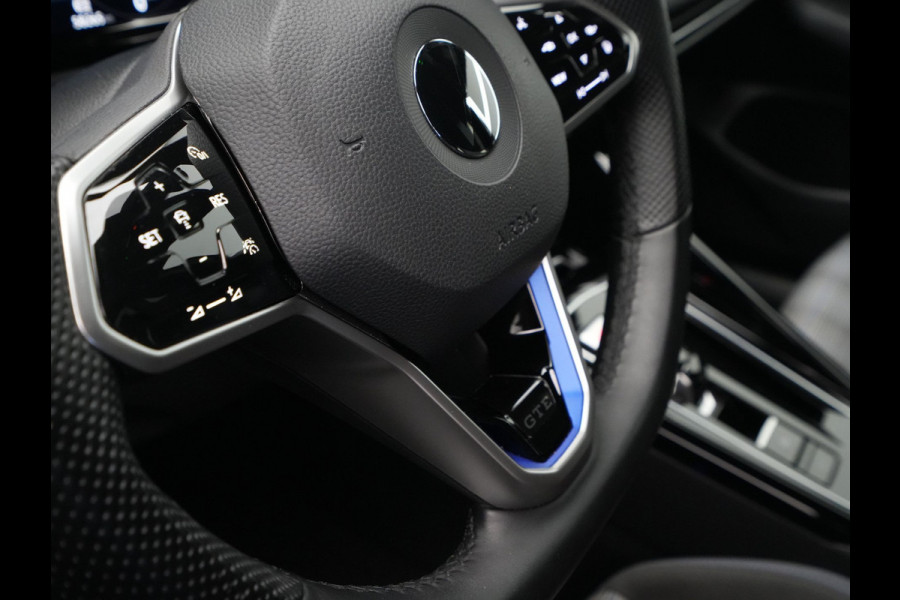 Volkswagen Golf 1.4 TSI 245pk eHybrid GTE Private Lease 556,- pm obv 10.000km/48mnd 38