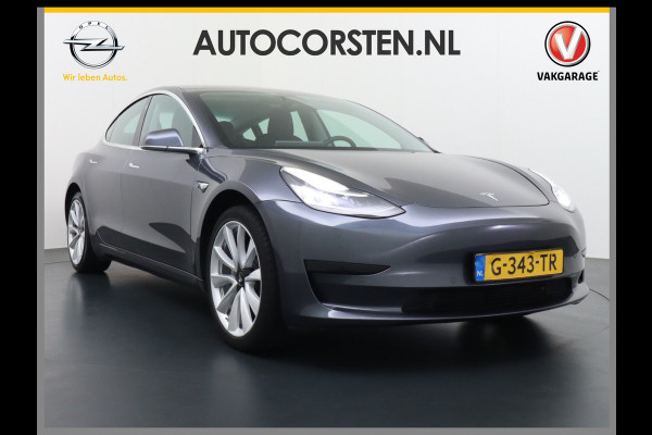 Tesla Model 3 SR+ 60kWh 326PK Lmv-19" AutoPilot Premium-Luidsprekers Leder PanoDak Adaptive cruise Camera's Elektr.-Stuur+Stoelen+Spiegels+Geh Navi LED ACC DAB Voorverwarmen interieur en Keyless via App One-Pedal-Drive Origineel Nederlandse auto tot 11kw laden thuis ! Garantie Accu tot 17-12-2027 max 160.000km