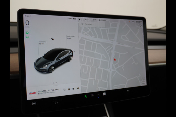 Tesla Model 3 SR+ 60kWh 326PK Lmv-19" AutoPilot Premium-Luidsprekers Leder PanoDak Adaptive cruise Camera's Elektr.-Stuur+Stoelen+Spiegels+Geh Navi LED ACC DAB Voorverwarmen interieur en Keyless via App One-Pedal-Drive Origineel Nederlandse auto tot 11kw laden thuis ! Garantie Accu tot 17-12-2027 max 160.000km