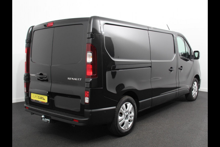Renault Trafic 2.0 Blue dCi 110 T30 L2H1 Advance | DEMO! | Navigatie bluetooth DAB Camera Airco Trekhaak Houten bekleding Lichtmetalen velgen