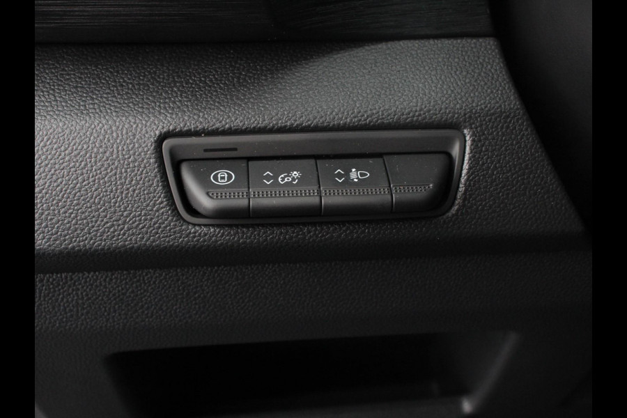 Renault Trafic 2.0 Blue dCi 110 T30 L2H1 Advance | DEMO! | Navigatie bluetooth DAB Camera Airco Trekhaak Houten bekleding Lichtmetalen velgen