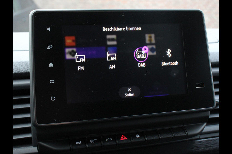Renault Trafic 2.0 Blue dCi 110 T30 L2H1 Advance | DEMO! | Navigatie bluetooth DAB Camera Airco Trekhaak Houten bekleding Lichtmetalen velgen