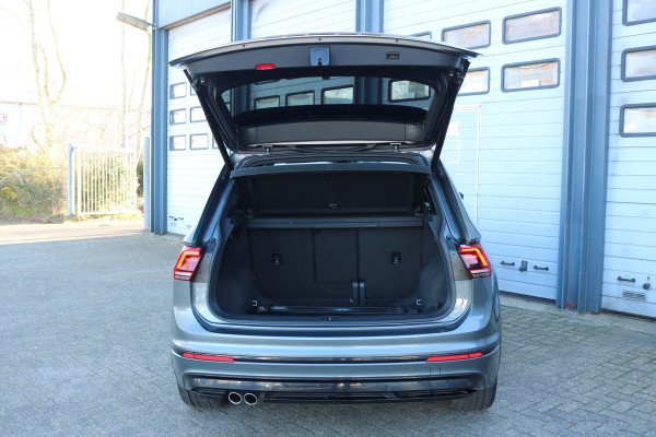 Volkswagen Tiguan 1.5 TSI Highline R Autom Xenon Black style Virtual cockpit Panodak Navi Camera Bj:2020