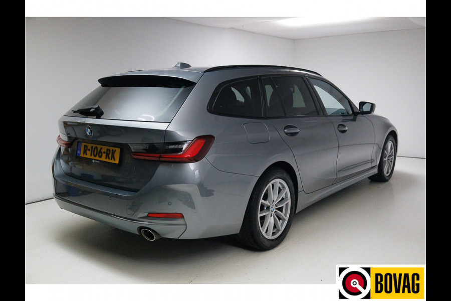 BMW 3 Serie Touring 318i 156 PK | Nieuw Model | Widescreen Navi | Led | Stoelverw. | Elec. klep | Draadloze telefoonlader, 4 cilinder motor