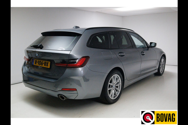 BMW 3 Serie Touring 318i 156 PK | Nieuw Model | Widescreen Navi | Led | Stoelverw. | Elec. klep | Draadloze telefoonlader, 4 cilinder motor