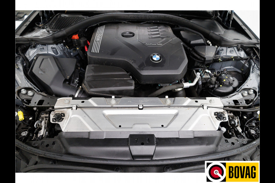 BMW 3 Serie Touring 318i 156 PK | Nieuw Model | Widescreen Navi | Led | Stoelverw. | Elec. klep | Draadloze telefoonlader, 4 cilinder motor