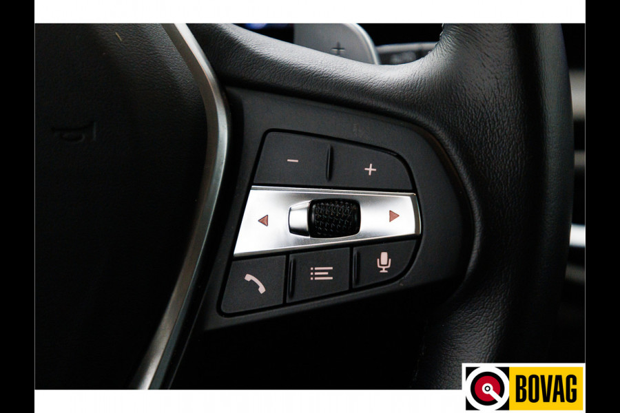 BMW 3 Serie Touring 318i 156 PK | Nieuw Model | Widescreen Navi | Led | Stoelverw. | Elec. klep | Draadloze telefoonlader, 4 cilinder motor