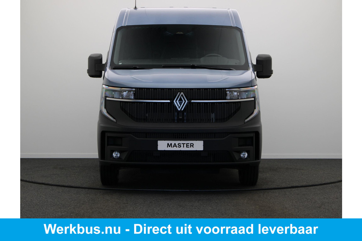 Renault Master T35 2.0 dCi 130 L2H2 Advance Inclusief laadruimte betimmering BPM vrij Renault Master T35 2.0 dCi 130 L2H2 Advance Inclusief laadruimte betimmering BPM vrij