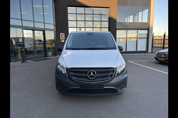 Mercedes-Benz Vito 116 CDI Extra lang / Automaat / Navigatie / Camera / Parkeersensoren / Cruise control / 270 Graden achterdeuren