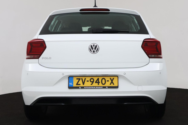 Volkswagen Polo 1.0 TSI Comfortline (DIGITALE DASHBOARD, PARKEERSENSOREN, CRUISE ADAPTIEF, NAVIGATIE, NL-AUTO, GOED ONDERHOUDEN)