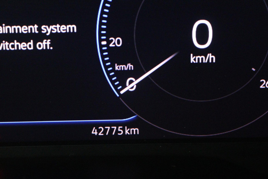 Volkswagen Polo 1.0 TSI Comfortline (DIGITALE DASHBOARD, PARKEERSENSOREN, CRUISE ADAPTIEF, NAVIGATIE, NL-AUTO, GOED ONDERHOUDEN)