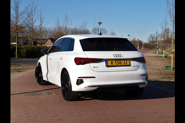 Audi A3 Sportback 30 TFSI Business edition | Apple Carplay | Cruise Control | Virtual Cockpit | Automaat | 19 inch |