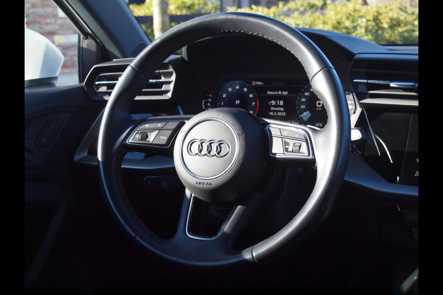 Audi A3 Sportback 30 TFSI Business edition | Apple Carplay | Cruise Control | Virtual Cockpit | Automaat | 19 inch |