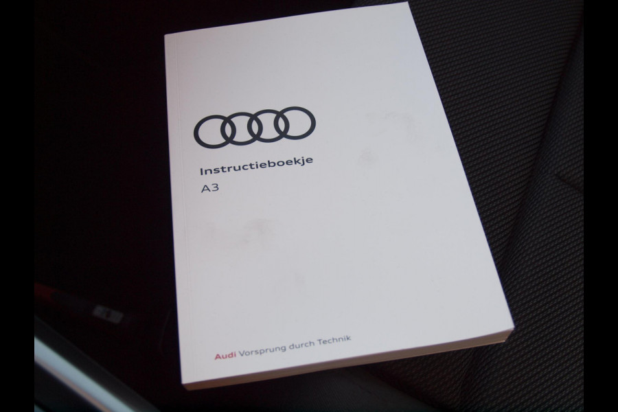 Audi A3 Sportback 30 TFSI Business edition | Apple Carplay | Cruise Control | Virtual Cockpit | Automaat | 19 inch |