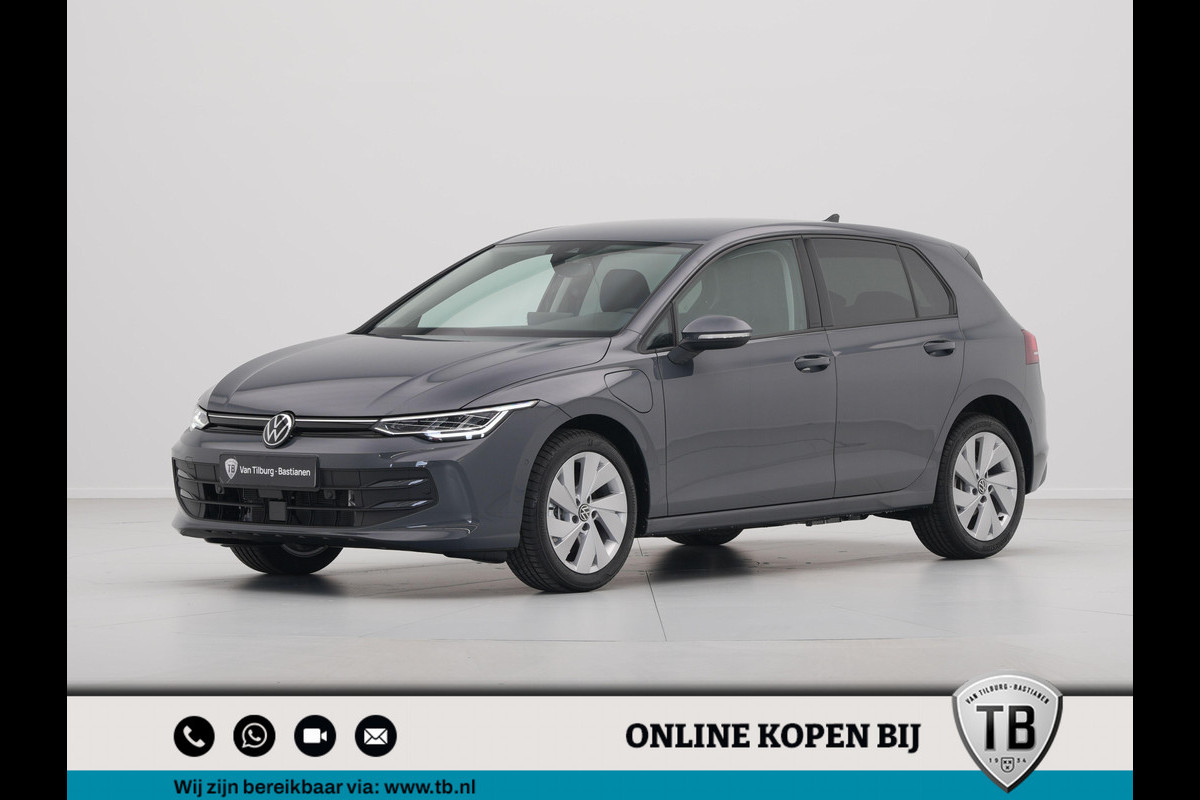 Volkswagen Golf 1.5 eHybrid 204 6DSG eHybrid Life Edition | 'App-Connect' draadloze smartphone integratie | Achterbank in ongelijke delen neerklapbaar incl. middenarmsteun en doorlaadmogelijkheid | Achteruitrijcamera (Rear View)