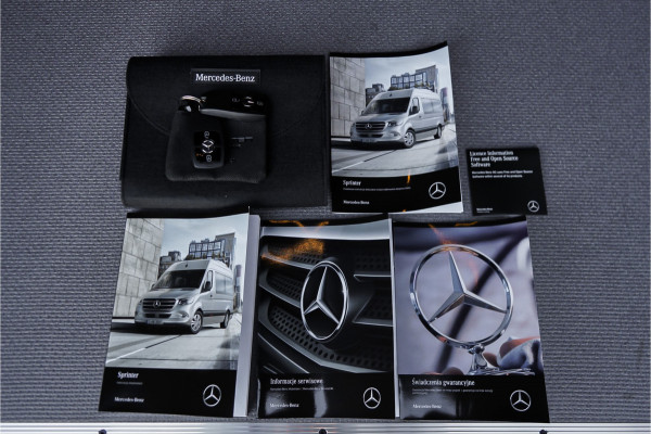 Mercedes-Benz Sprinter 319 1.9 CDI L2H2 RWD BPM Vrij Distronic Black Pack Camera Navi Trekhaak 3.5T