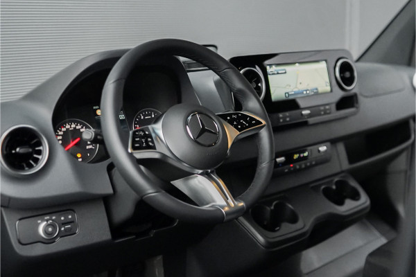 Mercedes-Benz Sprinter 319 1.9 CDI L2H2 RWD BPM Vrij Distronic 360° Camera LED Navi Trekhaak