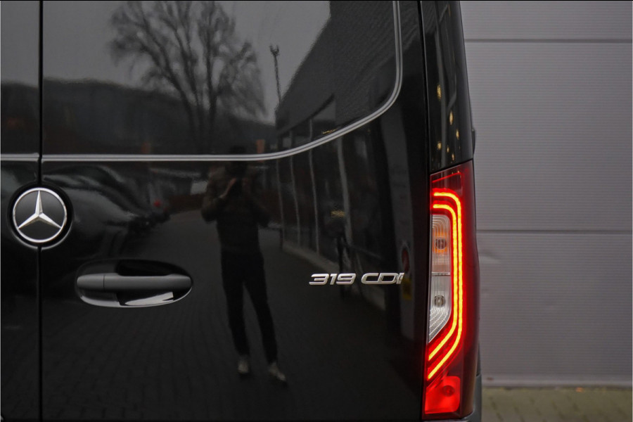 Mercedes-Benz Sprinter 319 1.9 CDI L2H2 RWD BPM Vrij 2x Auto Schuifdeur 360° Distronic Navi Trekhaak 3.5T