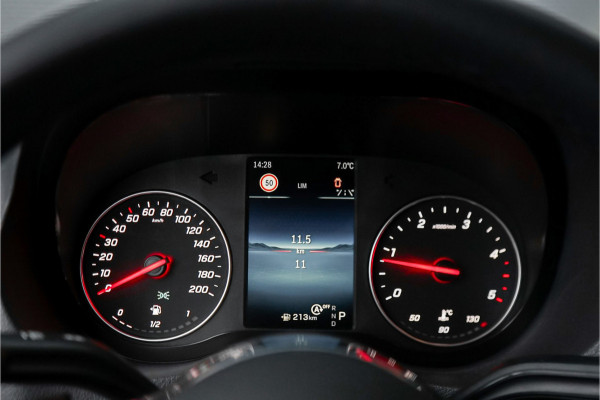 Mercedes-Benz Sprinter 319 1.9 CDI L2H2 RWD BPM Vrij Black Pack 2x Auto Schuifdeur Distronic Camera Navi Trekhaak 3.5T
