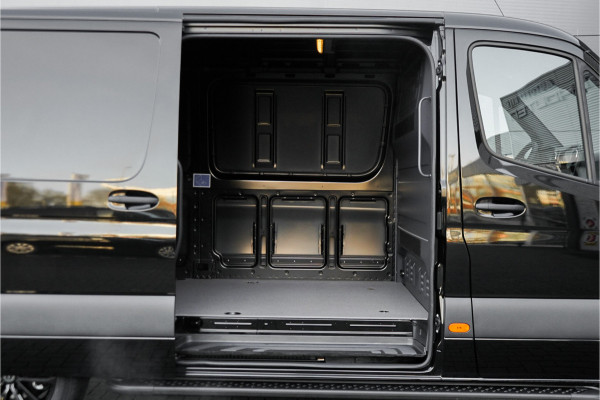 Mercedes-Benz Sprinter 319 1.9 CDI L2H1 BPM Vrij Black Pack Distronic Camera Trekhaak 3.5T