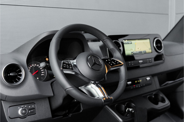 Mercedes-Benz Sprinter 319 1.9 CDI L2H1 BPM Vrij Black Pack Distronic Camera Trekhaak 3.5T