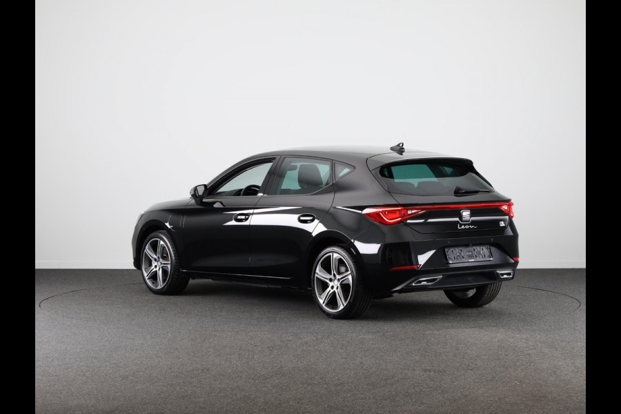 Seat Leon 1.4 TSI eHybrid PHEV FR Business Intense 204 pk Automaat (DSG) | Navigatie | Parkeersensoren achter | Adaptieve cruise control | Stoelverwarming | LED koplampen |