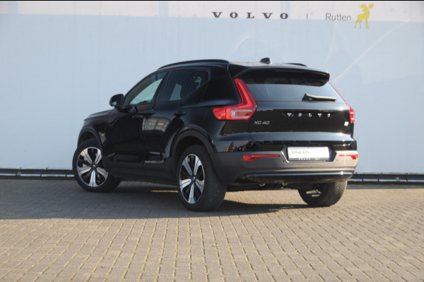 Volvo XC40 231PK Automaat Core / Stoel en stuurwielverwarming/ Google Infotainment/ 19" velgen/ Apple carplay/ Parkeersensoren met camera/ 2 zone climate control/ Bluetooth/