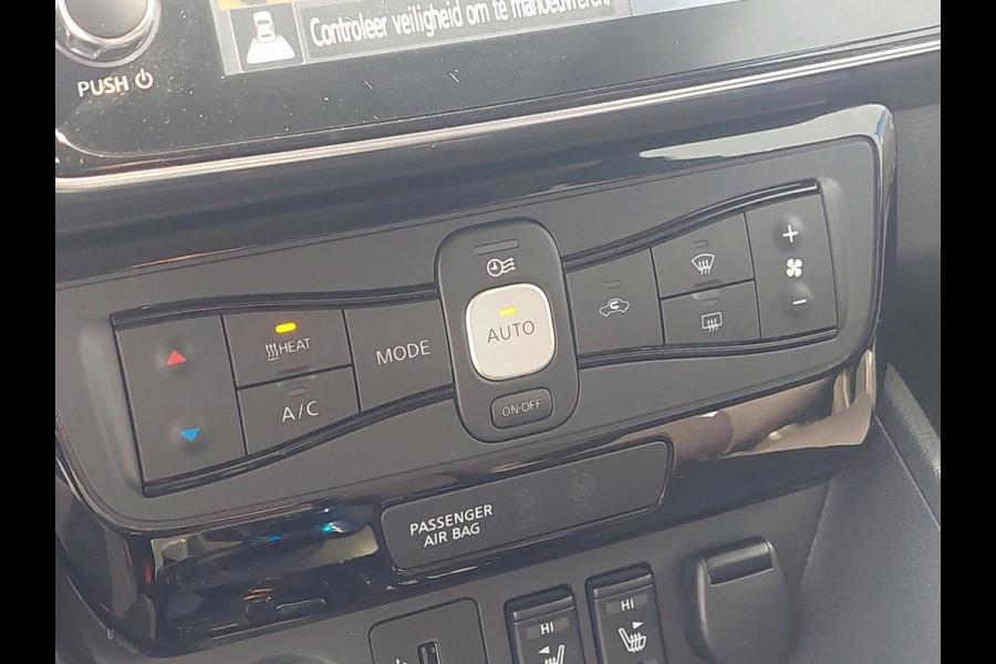 Nissan Leaf N-Connecta 40 kWh | Navigatie