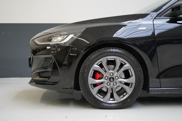 Ford FOCUS Wagon 1.0 EcoBoost 155pk Hybrid ST Line | Trekhaak | Navigatie | Achteruitrijcamera | All-seasonbanden