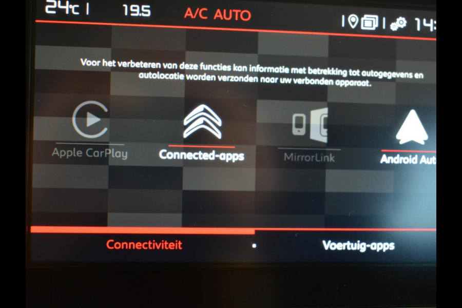 Citroën C4 Cactus 1.2 Turbo 110pk Shine | 4 seizoenenband | Navigatie |