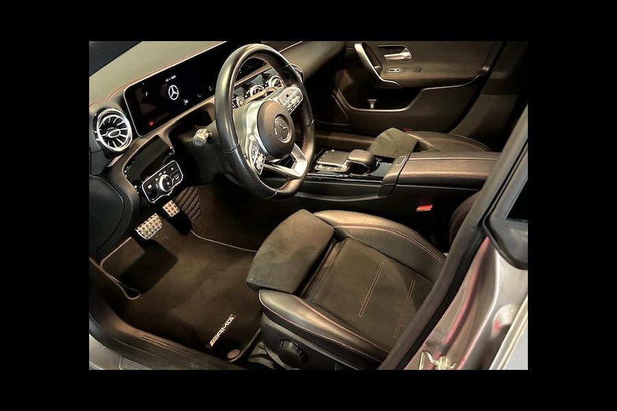 Mercedes-Benz CLA-Klasse Shooting Brake 180 AMG STYLING-PANORAMA-NIGHT-SFEER-WIDESCREEN-DODEHOEK-COMPL.