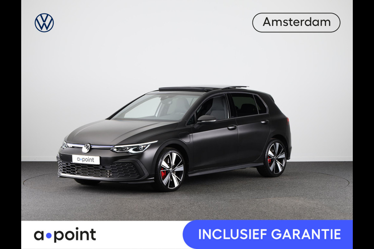 Volkswagen Golf 1.4 eHybrid GTE 245 PK | Automaat (DSG) | Navigatie | Panoramadak | Parkeersensoren | Stoelverwarming