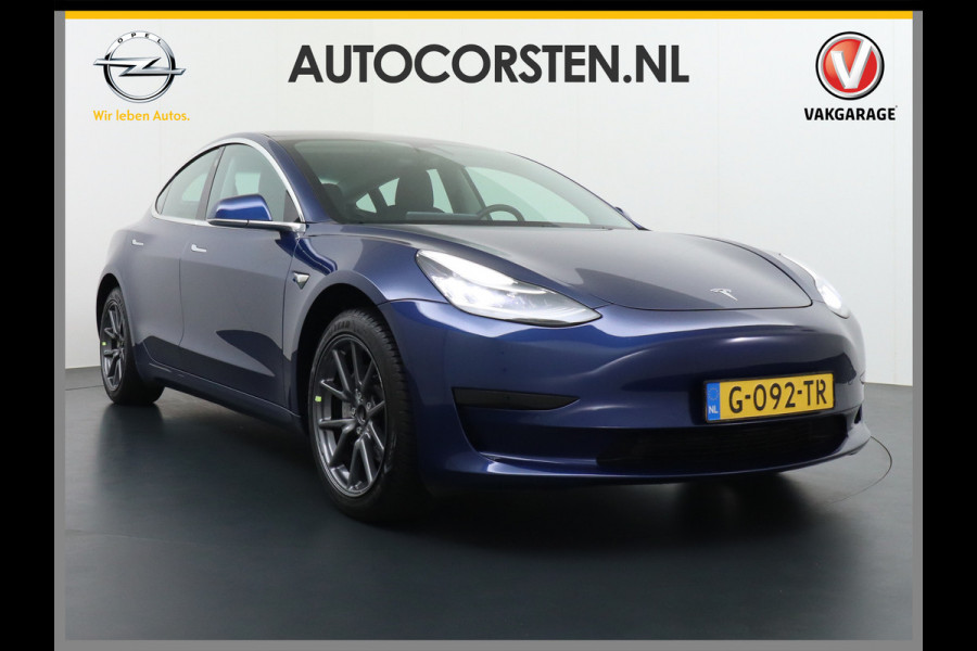 Tesla Model 3 SR+60kWh 325PK 18" AutoPilot Leer PanoDak Adaptive cruise Camera's Elektr.-Stuur+Stoelen+Spiegels+Geheugen+Easy-Entry+Verwarmde  Ecc Navigatiesysteem full map LED-a+v Comfortstoel(en) ACC Dual-ECC DAB Voorverwarmen interieur via App Keyless via Telefoonsleutel One-Pedal-Drive Orig. nlse auto tot 11kw laden thuis ! Garantie Accu tot  16-12-2027 max 160.000km 1584kg licht!