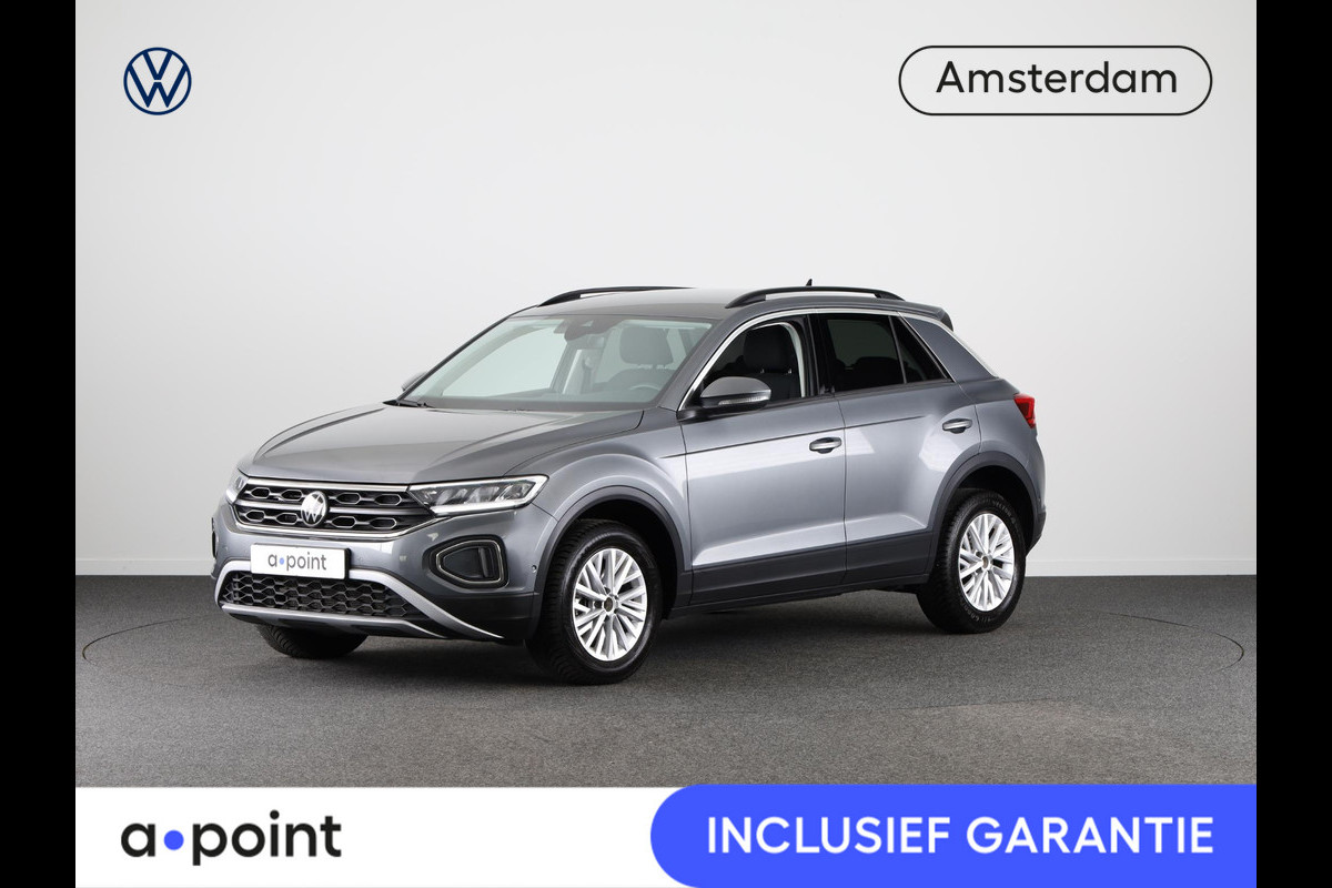 Volkswagen T-Roc 1.0 TSI Life 110 pk | Navigatie | Parkeersensoren (Park assist) | LED koplampen | Stoelverwarming | Autom. airco |