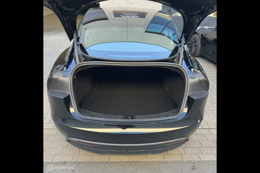 Tesla Model 3 Standard Range