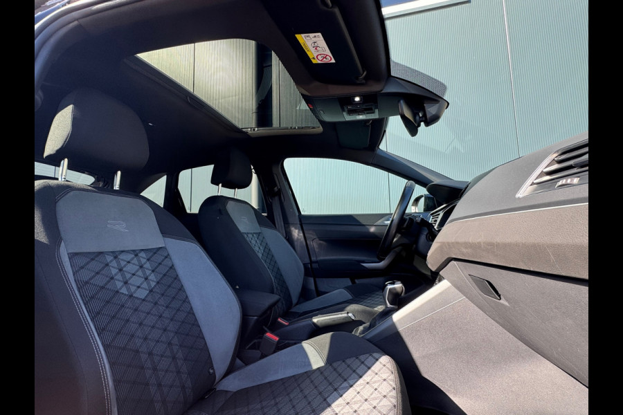 Volkswagen Taigo 1.0 TSI * R-Line * Apple car play * Panodak * Camera *