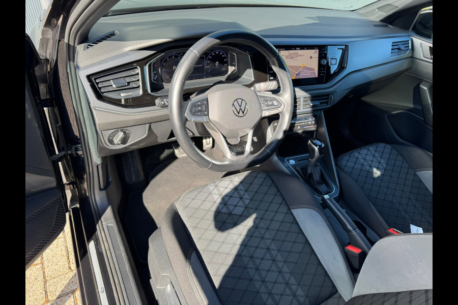Volkswagen Taigo 1.0 TSI * R-Line * Apple car play * Panodak * Camera *