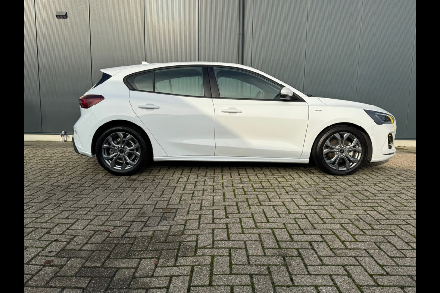 Ford Focus 1.0 EcoBoost Hybrid * ST- Line * Cruise * Camera * Rijstrook-/dode hoek detectie *