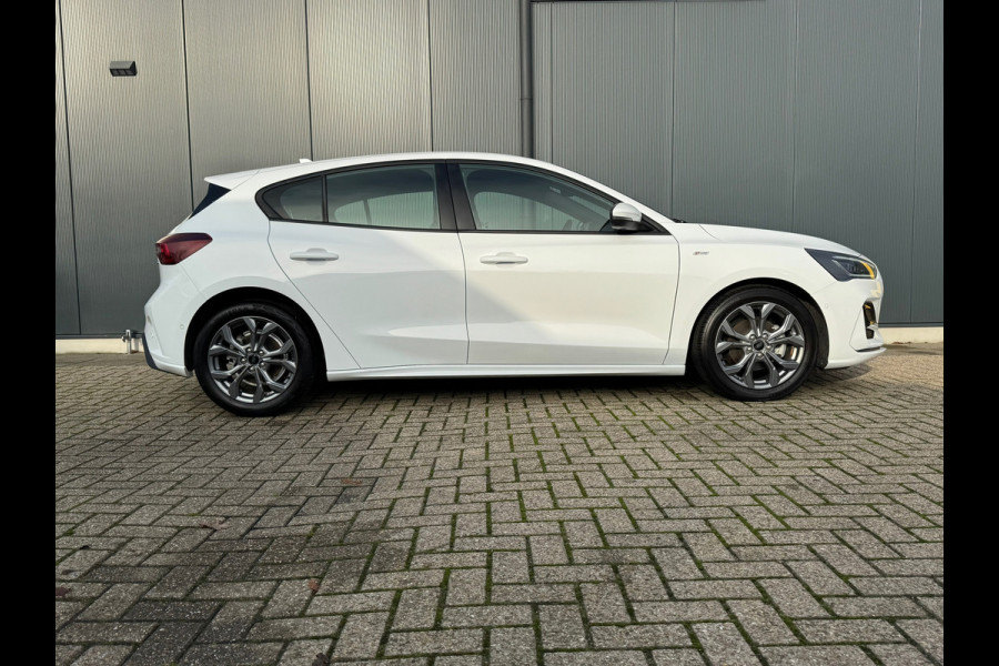 Ford Focus 1.0 EcoBoost Hybrid * ST- Line * Cruise * Camera * Rijstrook-/dode hoek detectie *