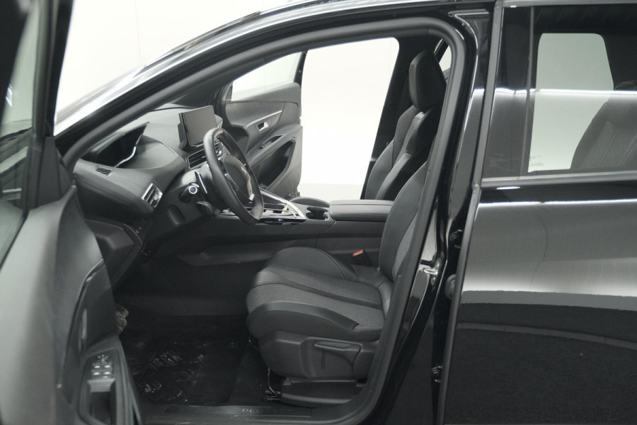 Peugeot 5008 Hybrid 136 e-DSC6 Allure | Camera | Apple Carplay | Navigatie | Parkeersensoren