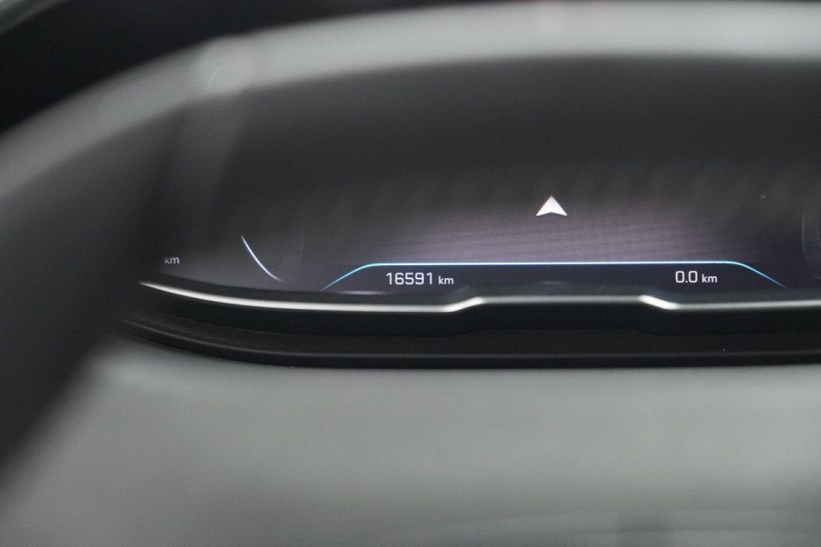 Peugeot 5008 Hybrid 136 e-DSC6 Allure | Camera | Apple Carplay | Navigatie | Parkeersensoren