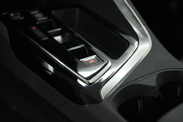 Peugeot 5008 Hybrid 136 e-DSC6 Allure | Camera | Apple Carplay | Navigatie | Parkeersensoren