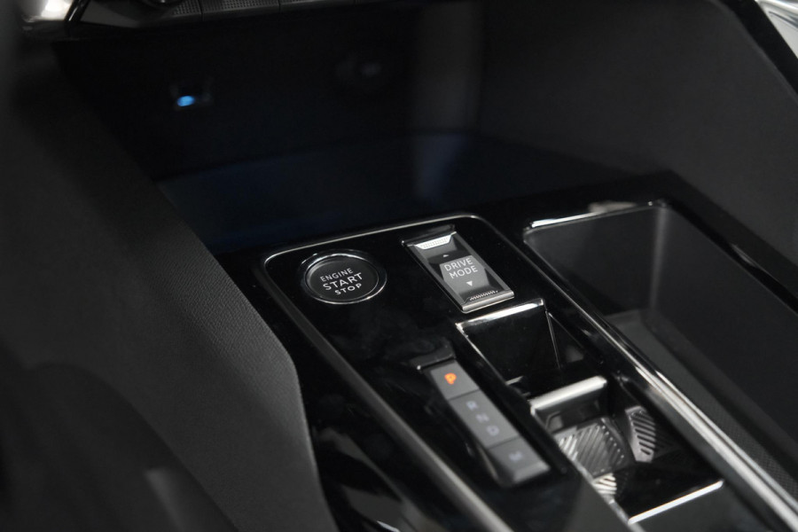 Peugeot 5008 Hybrid 136 e-DSC6 Allure | Camera | Apple Carplay | Navigatie | Parkeersensoren