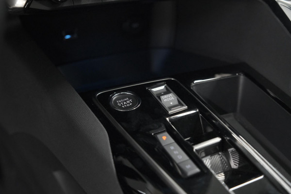 Peugeot 5008 Hybrid 136 e-DSC6 Allure | Camera | Apple Carplay | Navigatie | Parkeersensoren