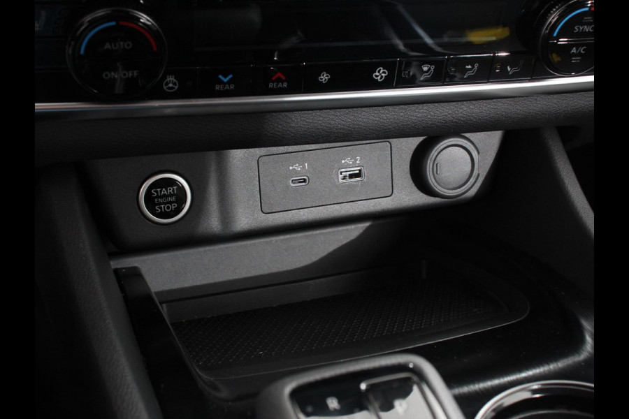 Nissan X-Trail 1.5 Acenta 7p. Climate Control Stoel verwarming Camera Keyless start Dab Adaptive Cruise Control