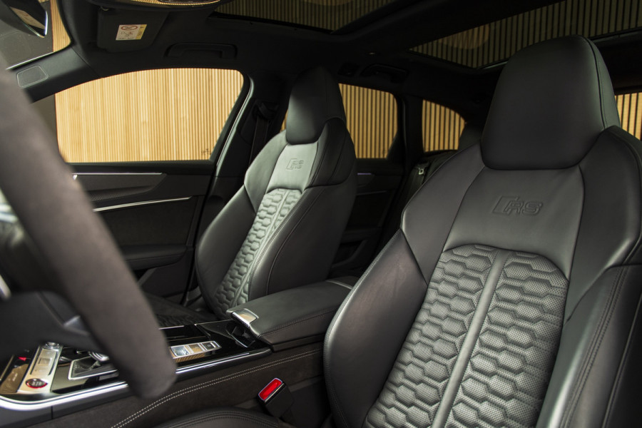 Audi RS6 TFSI quattro CERAMIC-22″-PANO-B&O